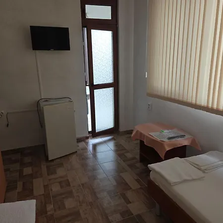 Pensjonat Zhelevа 3*